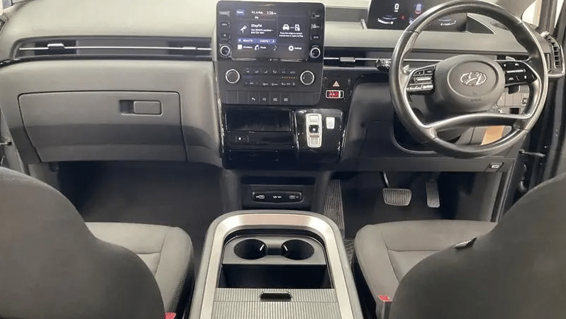 
								2022 Hyundai Staria US4.V1 MY22 Grey 8 Speed Automatic Wagon full									