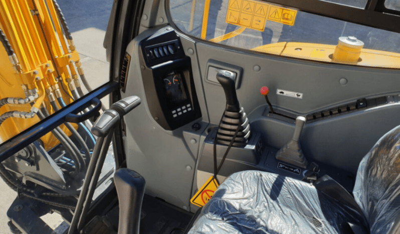 
								New yuchai YC60-9 5.8Ton Excavator full									