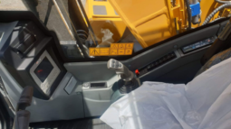 
										New Yuchai YC230LC-9 23 T Excavator full									