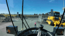 
2025 UHI LG818T 1.8T Rated load full									