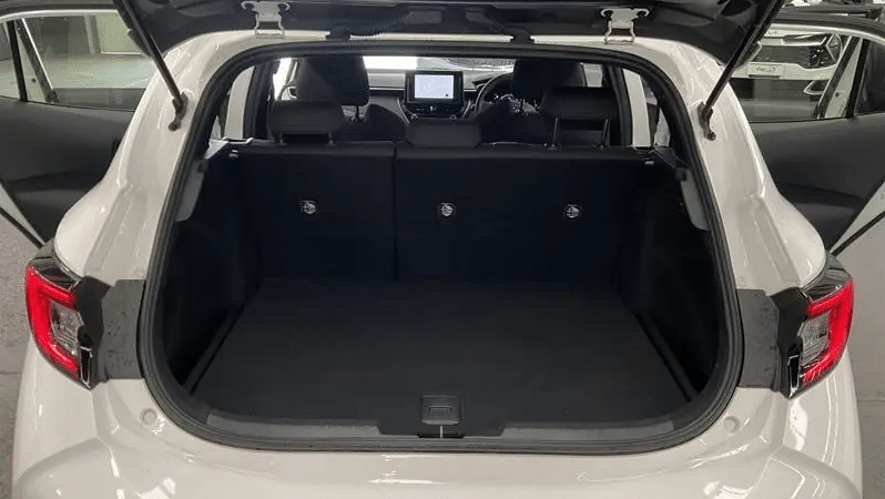 
								2023 Toyota Corolla ZWE219R Ascent Sport + Conv PK Hybrid Wh full									