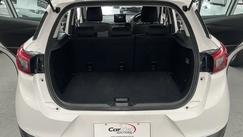 
								2024 Mazda CX-3 CX3I G20 Sport White 6 Speed Automatic Wagon full									