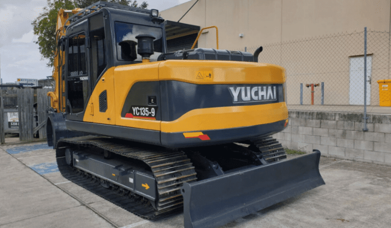 
New Yuchai YC135-9 13.8Ton Excavator full									