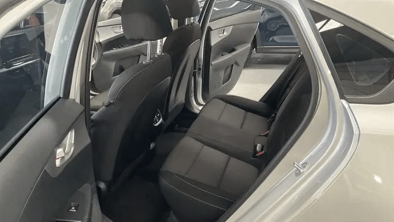 
								2024 Kia Cerato BD MY24 S Silver 6 Speed Automatic Sedan full									