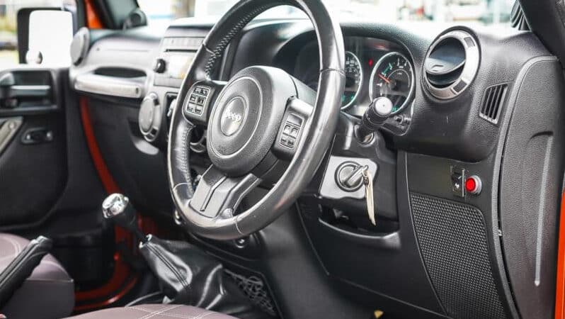 
								2014 Jeep Wrangler Softtop Unlimited Sport JK MY2014 full									