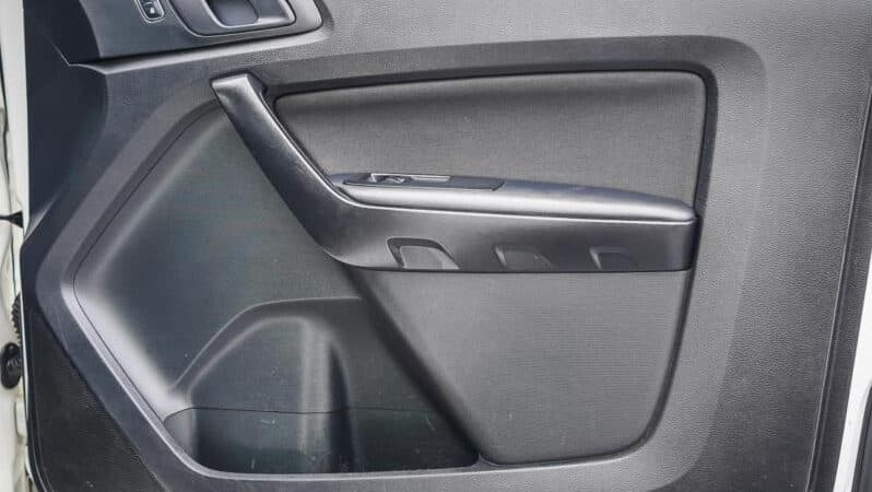 
								2021 Ford Ranger Cab Chassis XL PX MkIII 2021.25MY full									