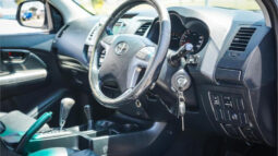 
										2014 Toyota Hilux Utility Black Limited Edition KUN26R MY14 full									