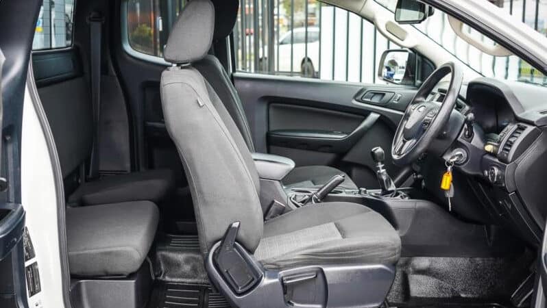 
2018 Ford Ranger Cab Chassis XL PX MkIII 2019.00MY full									