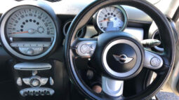 
										2010 MINI COOPER R56 full									