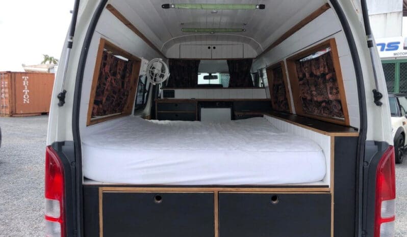 
								2010 TOYOTA HIACE LWB HIGH ROOF CAMPERVAN full									