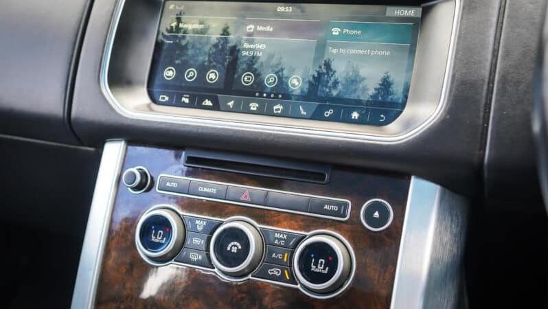 
								2017 Land Rover Range Rover Wagon TDV6 Vogue L405 17MY full									