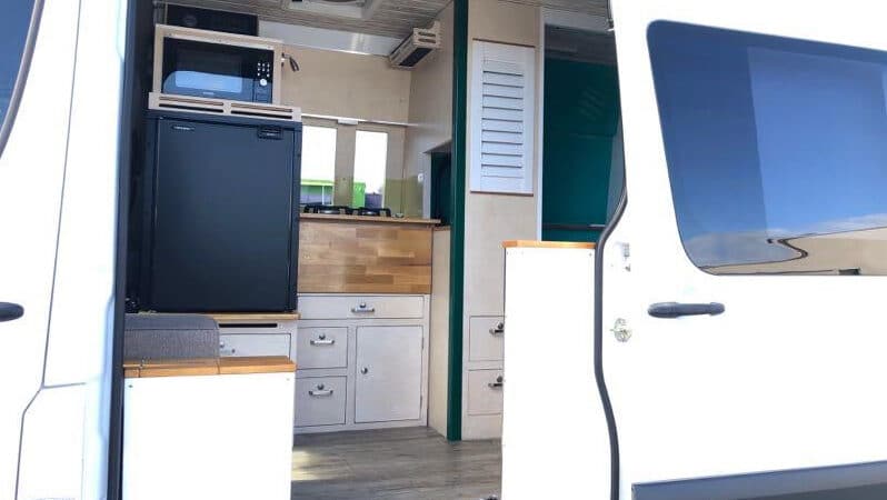 
								2015 MERCEDES-BENZ SPRINTER 416CDI LWB HIGH ROOF AUTO CAMPERVAN full									