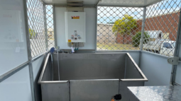 
										New Large Dog Wash Trailer full									