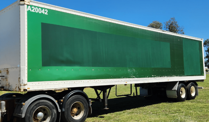 
								1991 FRUEHAUF 12.25 m x 241 cm Fiberglass Reinforced Plywood full									