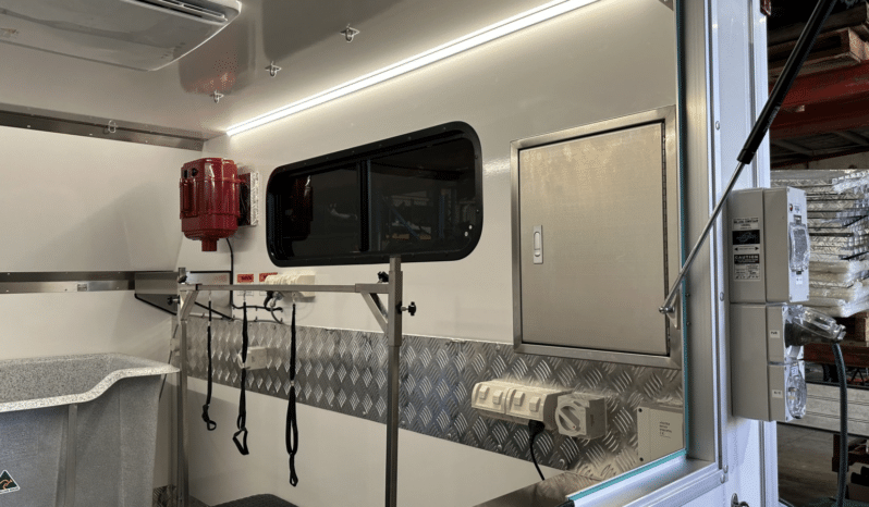 
								New Premium XL Package full									