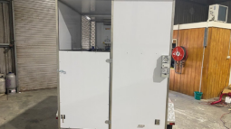 
										New Large Dog Wash Trailer full									