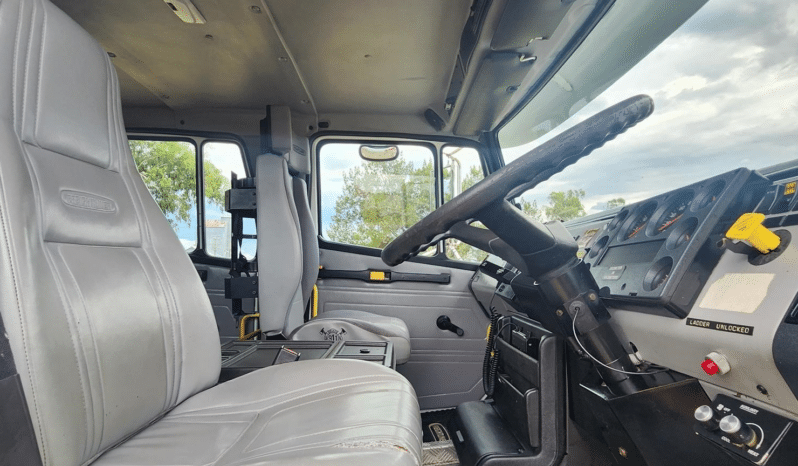 
								used 1998 FREIGHTLINER FL80 full									