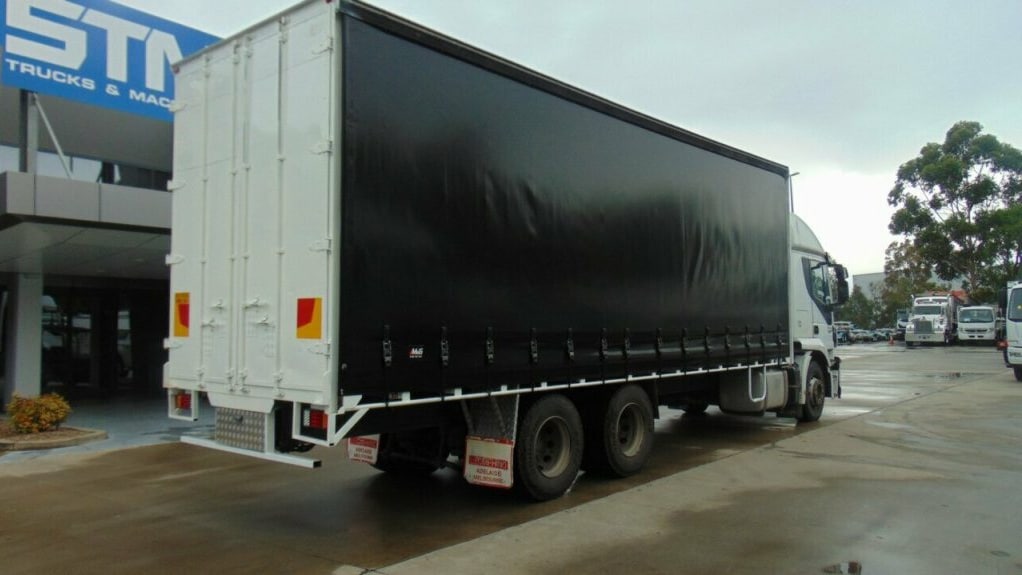 2015 Used Iveco Stralis Curtainsider