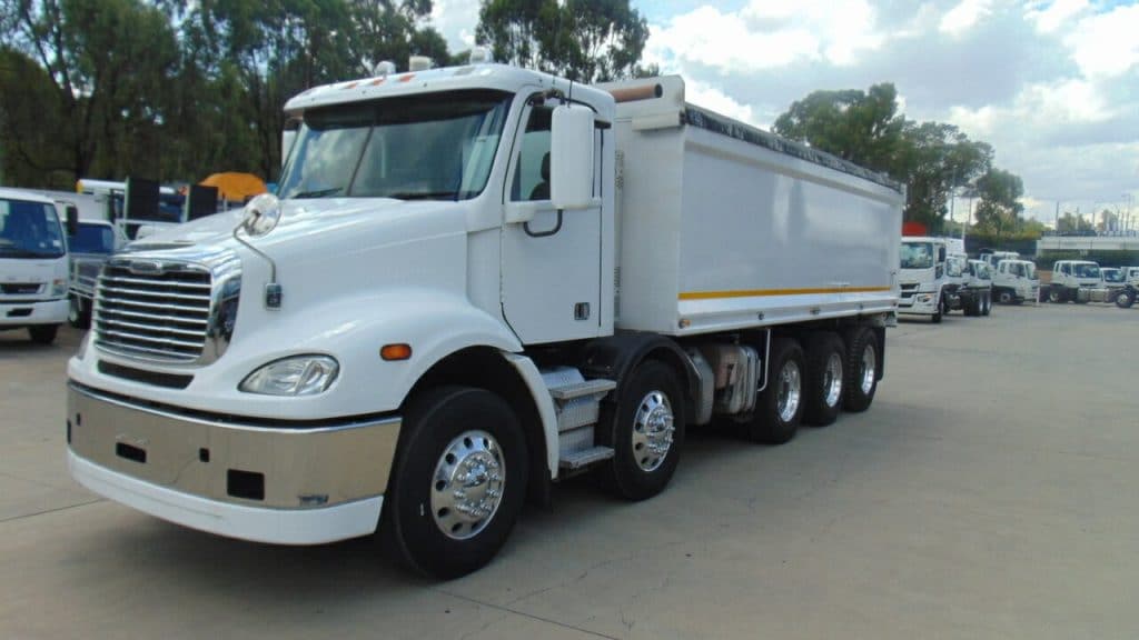 2020 Used Freightliner Columbia Tipper