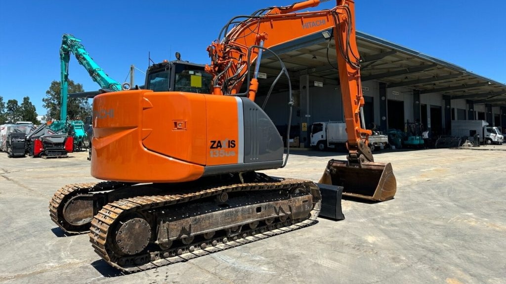 2010 Used Hitachi ZX135US‑5 Excavators