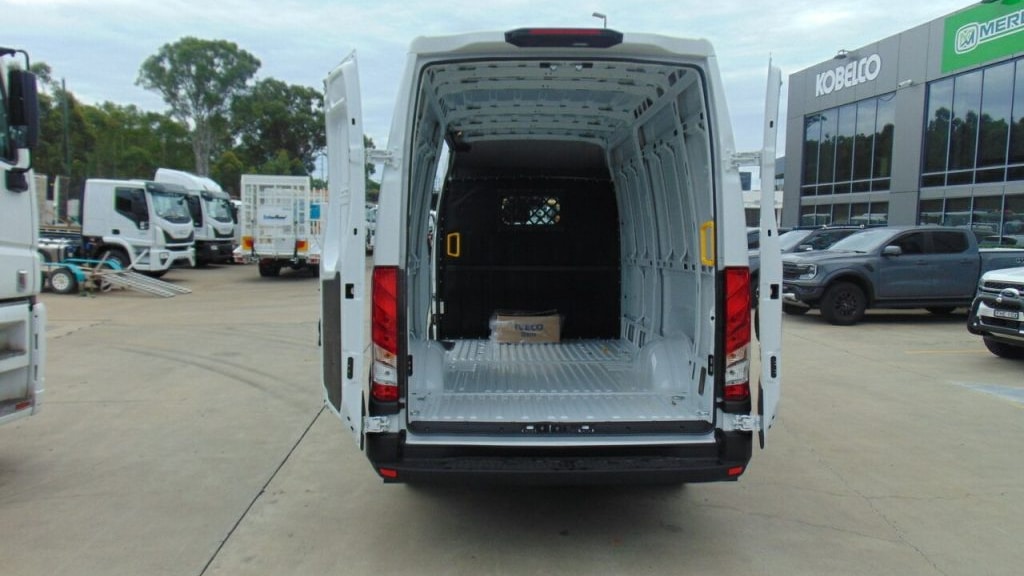2025 New Iveco Daily Van