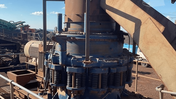 2017 Used Dynamic 4 1/4 FT Cone Crushers