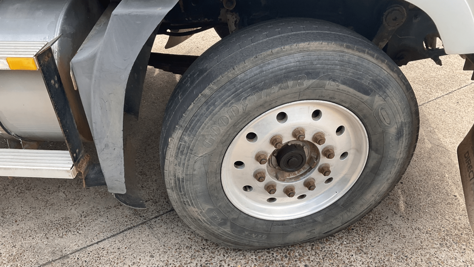 2006 Used Mack Trident Prime Mover