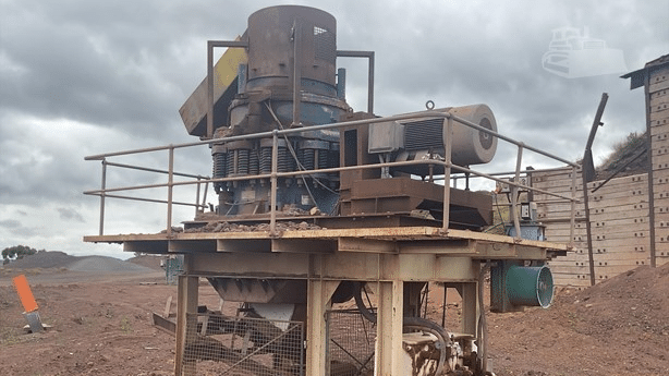 2017 Used Dynamic 4 1/4 FT Cone Crushers