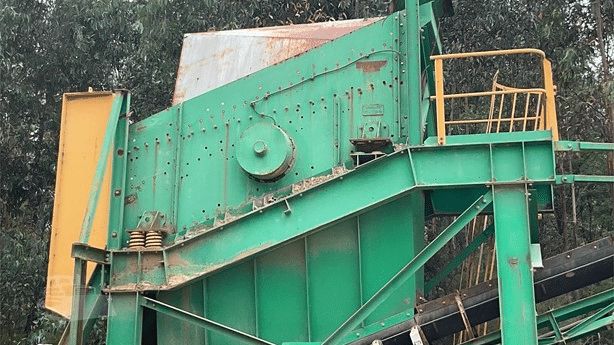 2000 Used Kum Bee 3 Impact Crushers
