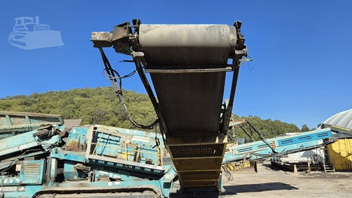 2008 Used Powerscreen Warrior 1800 Screening Plants
