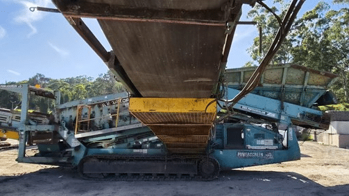 2008 Used Powerscreen Warrior 1800 Screening Plants