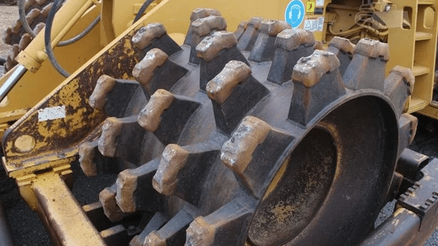 2005 Used Caterpillar 815F Roller Compactors