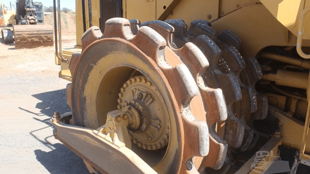 2003 Used Caterpillar 825G II Roller Compactors