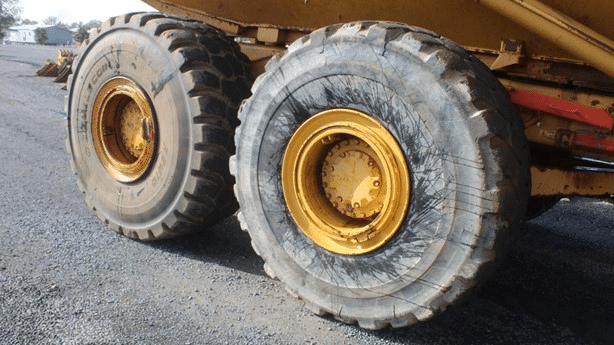 2005 Used Caterpillar 740 Dump Truck