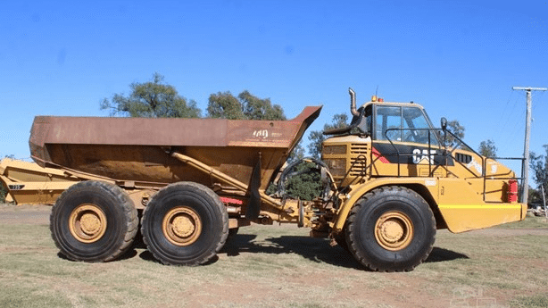 2002 Used Caterpillar 740 Dump Truck
