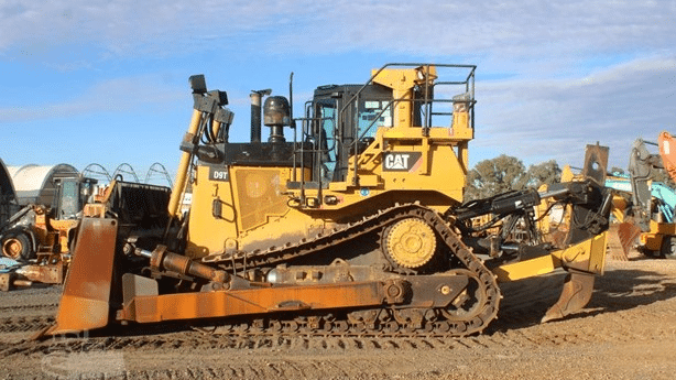 2011 Used Caterpillar D9T Bulldozers