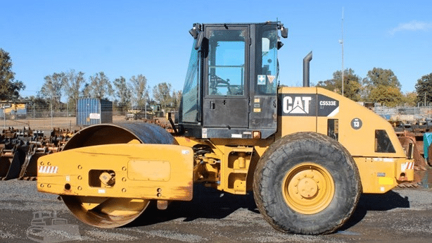 2010 Used Caterpillar CS-533E Roller Compactors