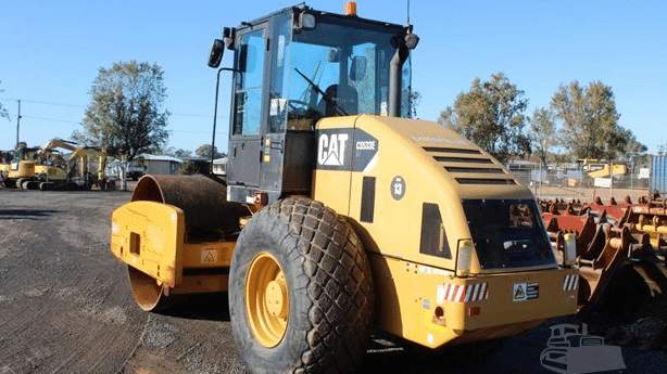2010 Used Caterpillar CS-533E Roller Compactors