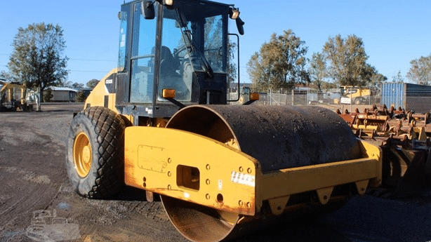 2010 Used Caterpillar CS-533E Roller Compactors