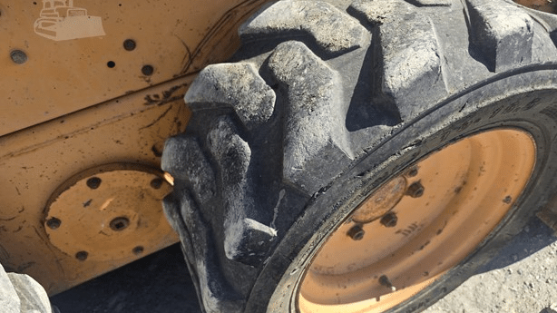 2000 Used Case 1840 Skid Steers