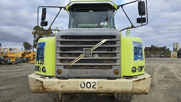 2004 Used Volvo Trucks A30D Dump Truck