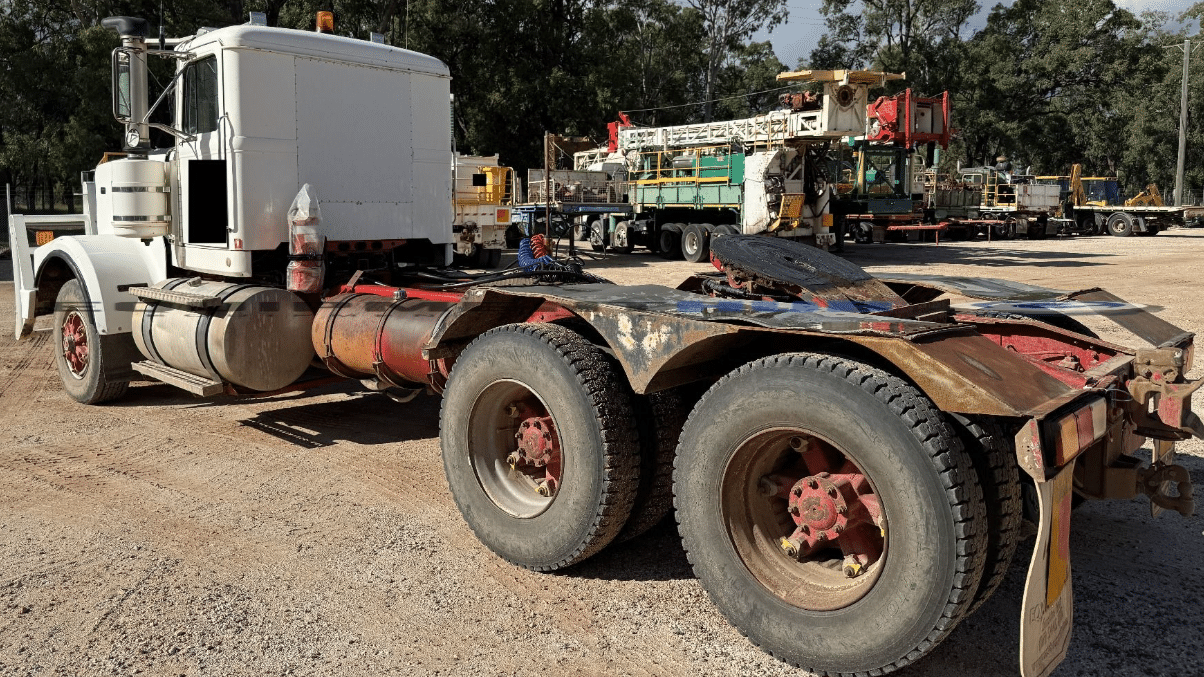 1994 Reconditioned Western Star 4900 Prime Mover