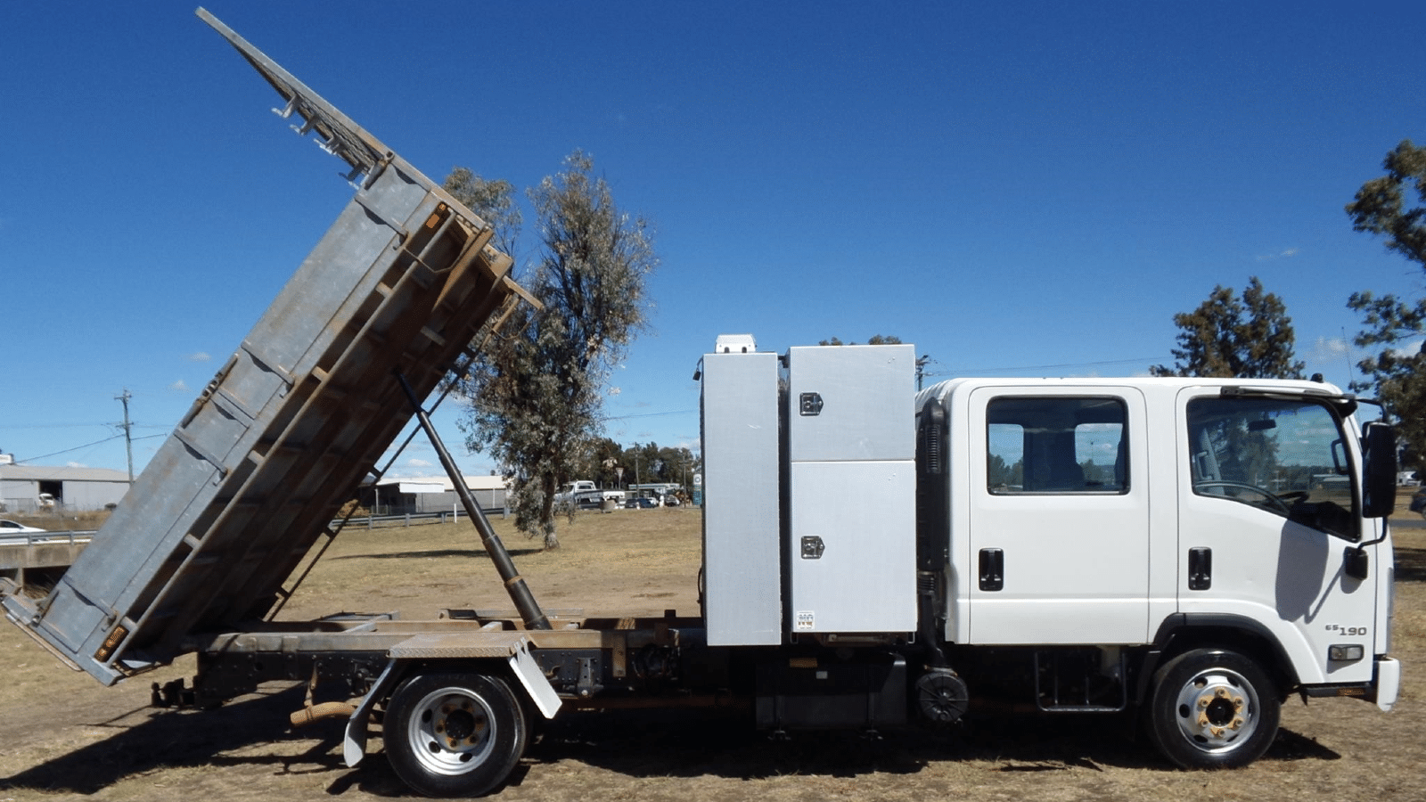 2017 Used Isuzu NPR65-190 Tipper