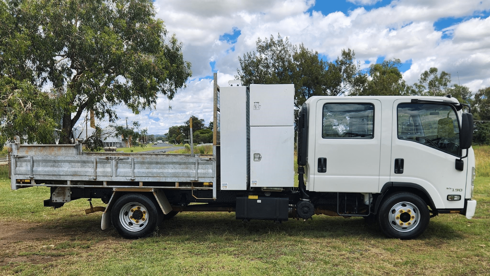 2017 Used Isuzu NPR65-190 Tipper