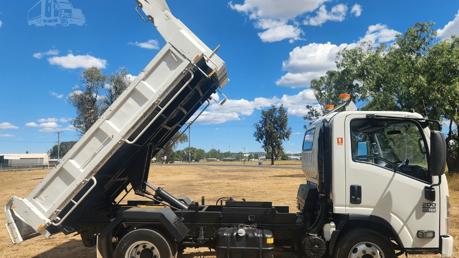 2014 Used Isuzu NPR Tipper