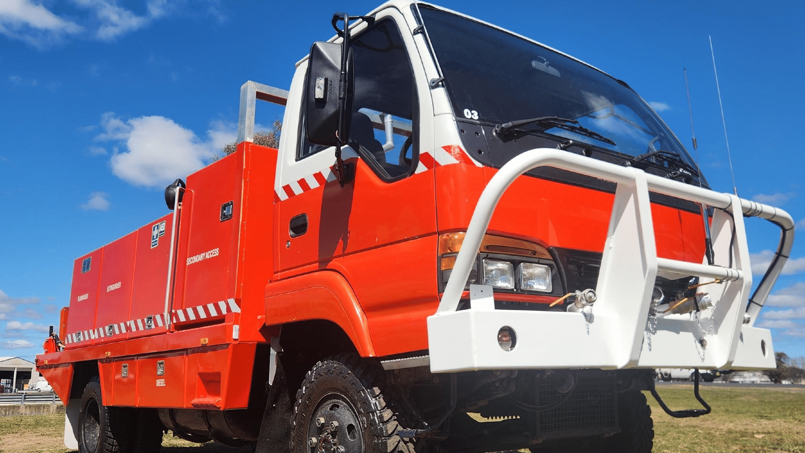 1999 Used Isuzu NPS300 Fire Truck