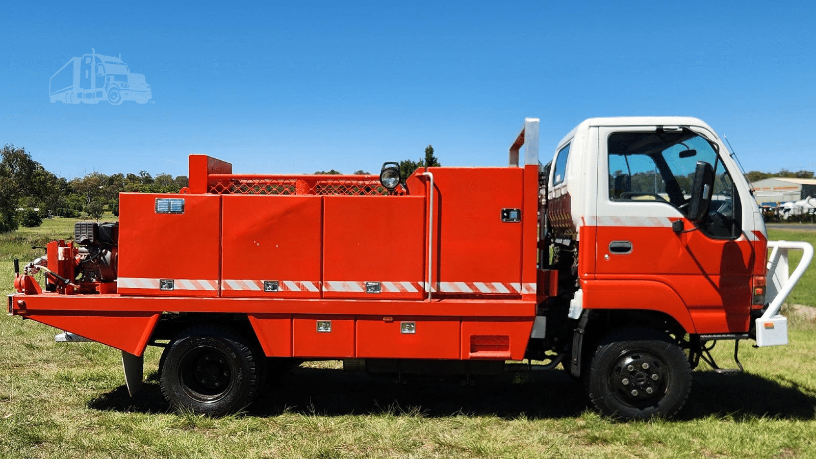 1999 Used Isuzu NPS300 Fire Truck