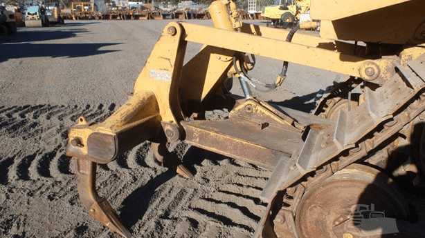 2006 Used Caterpillar D6R III Bulldozers