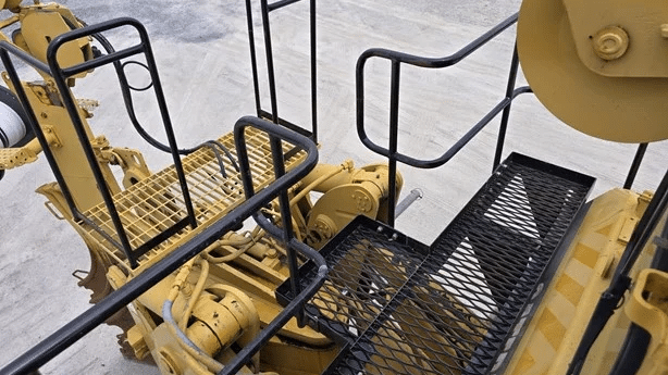 1992 Used Caterpillar D7H II Bulldozers