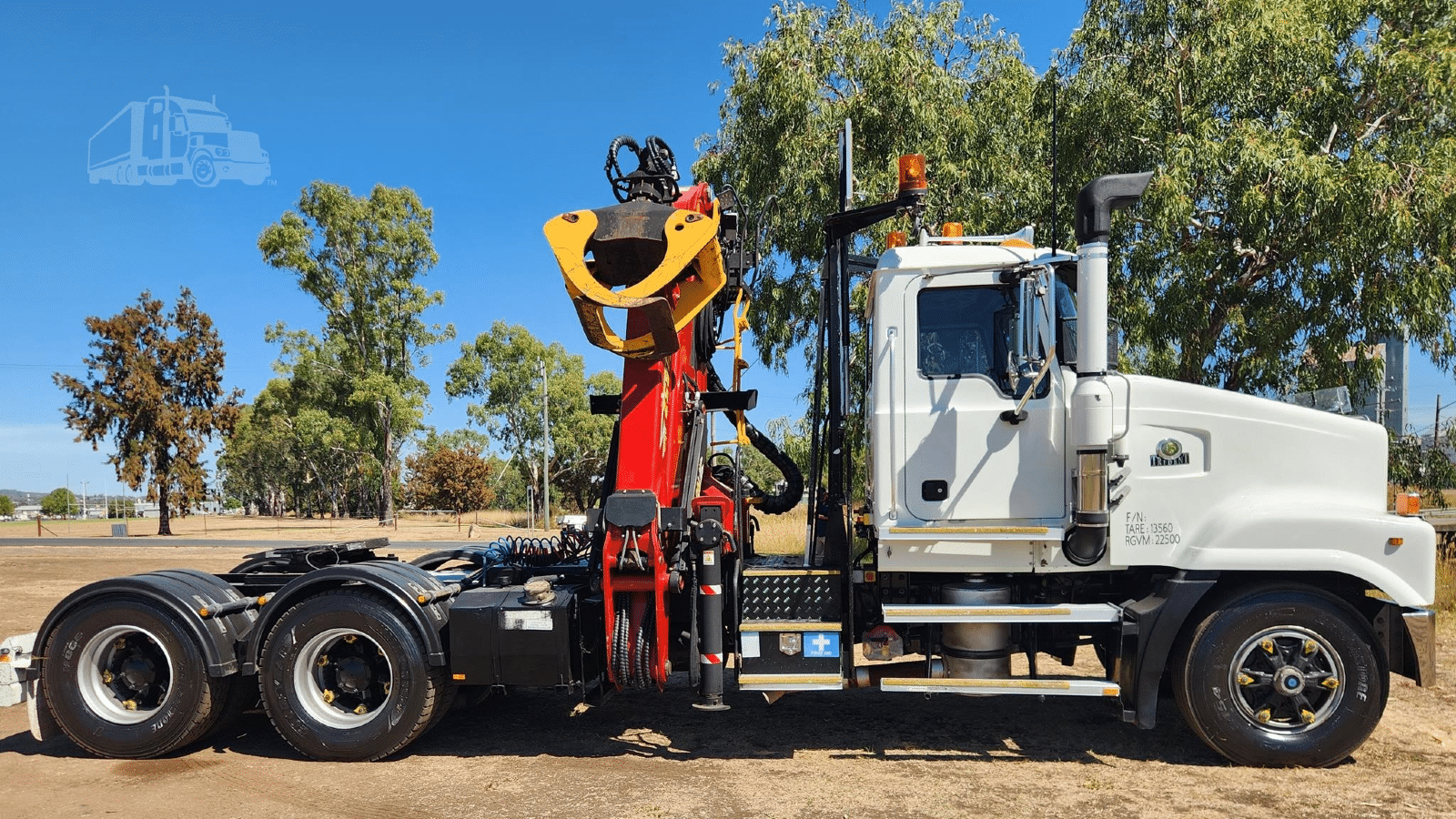 2007 Used Mack Trident Crane Truck
